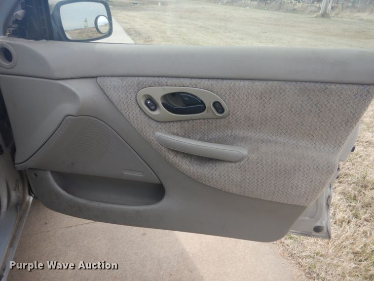 image for item GD9056 1998 Ford Contour