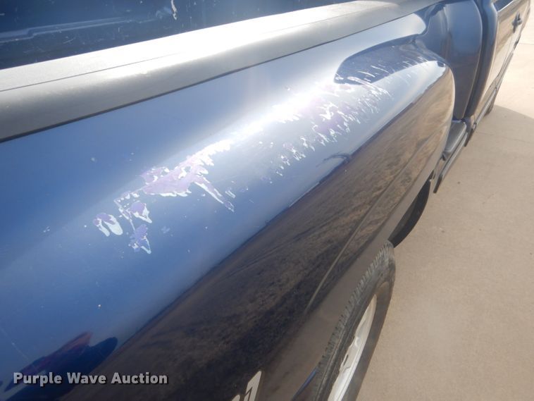 image for item GD9057 2000 Chevrolet Silverado 1500 Z71 Ext. Cab pickup truck