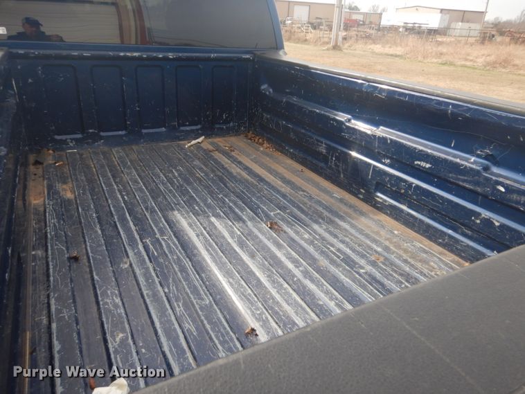 image for item GD9057 2000 Chevrolet Silverado 1500 Z71 Ext. Cab pickup truck