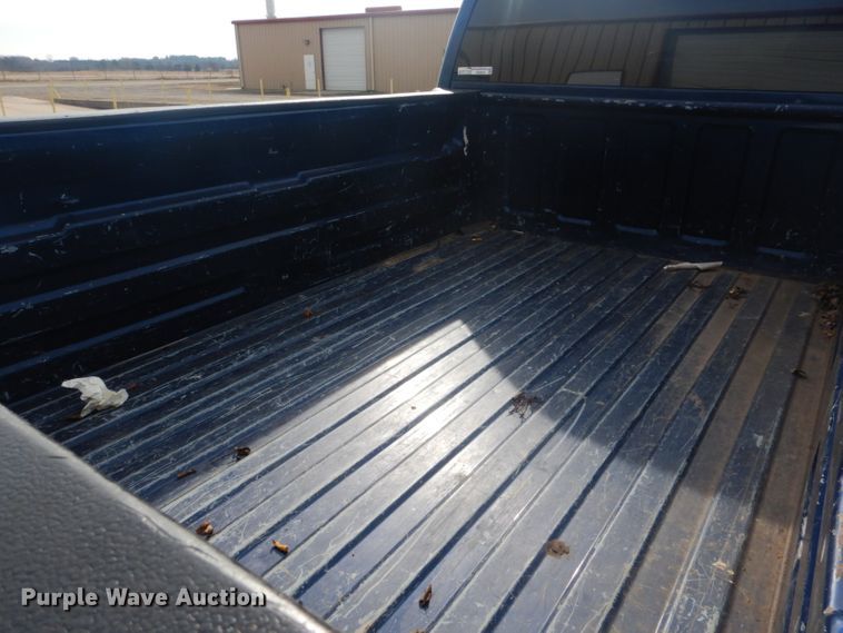 image for item GD9057 2000 Chevrolet Silverado 1500 Z71 Ext. Cab pickup truck