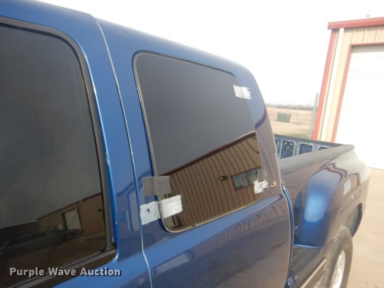 image for item GD9057 2000 Chevrolet Silverado 1500 Z71 Ext. Cab pickup truck