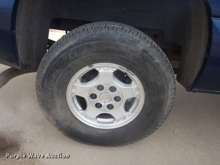 image for item GD9057 2000 Chevrolet Silverado 1500 Z71 Ext. Cab pickup truck