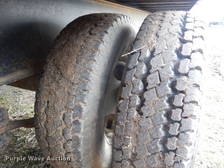 image for item GD9120 2005 PJ Trailers dump trailer