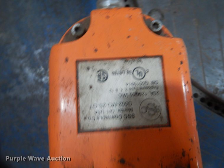 image for item GD9122 2013 Rod Chomper Inc. CBRE11D re-bar bender