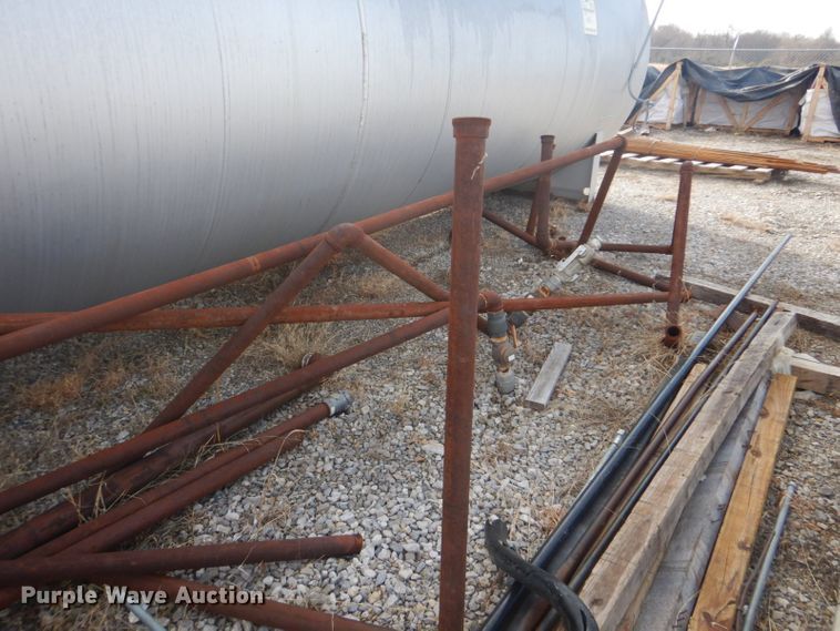 image for item GD9123 Bulk fuel tank