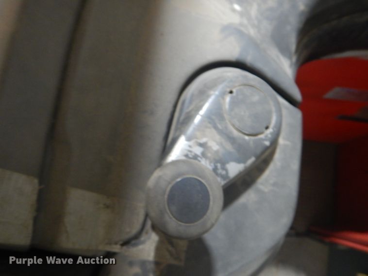 image for item GD9124 2005 Raymond R4 forklift