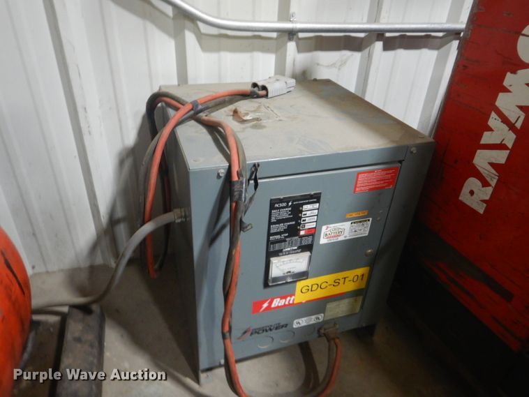 image for item GD9124 2005 Raymond R4 forklift