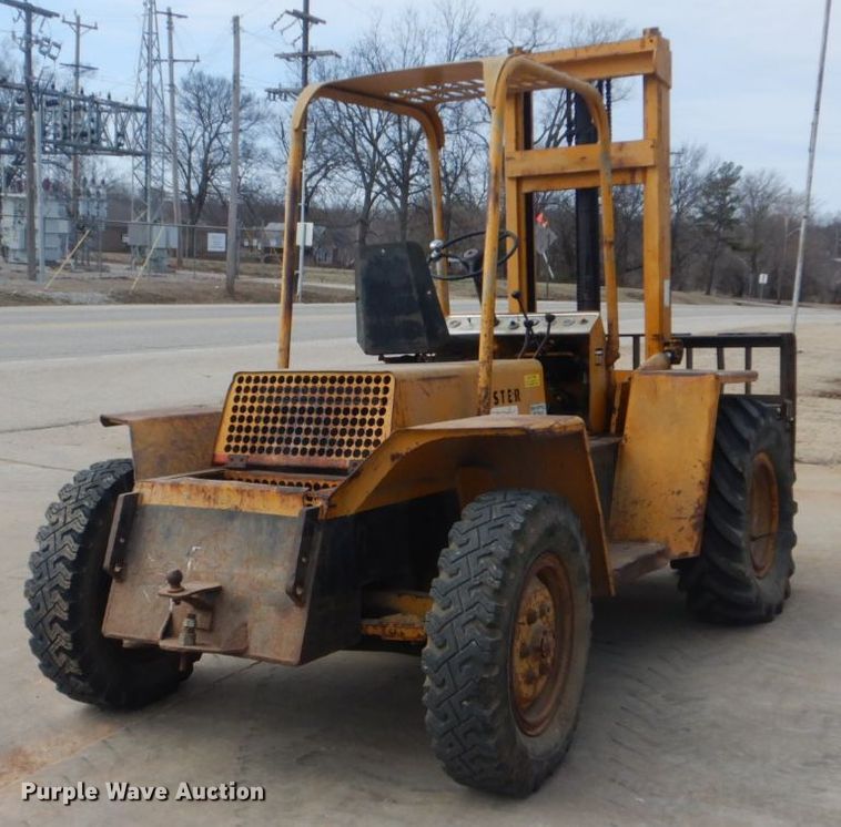 image for item GD9126 Hyster 194A forklift