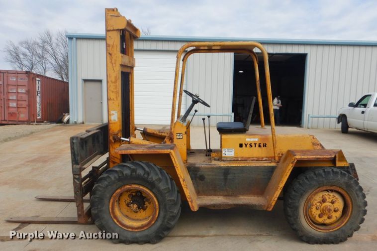 image for item GD9126 Hyster 194A forklift