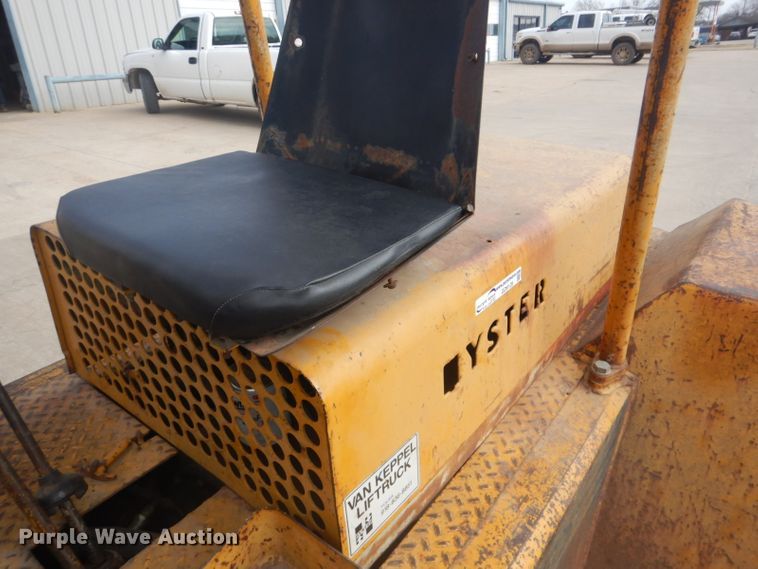 image for item GD9126 Hyster 194A forklift