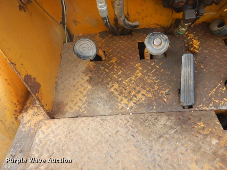 image for item GD9126 Hyster 194A forklift