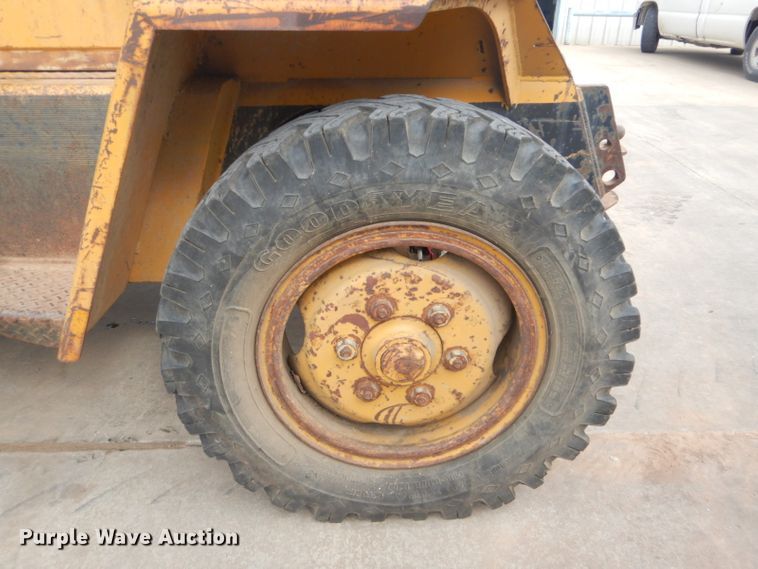 image for item GD9126 Hyster 194A forklift