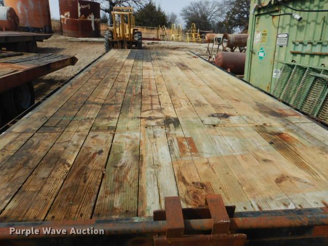 image for item GD9129 2003 Road Boss equipment trailer