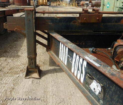 image for item GD9129 2003 Road Boss equipment trailer