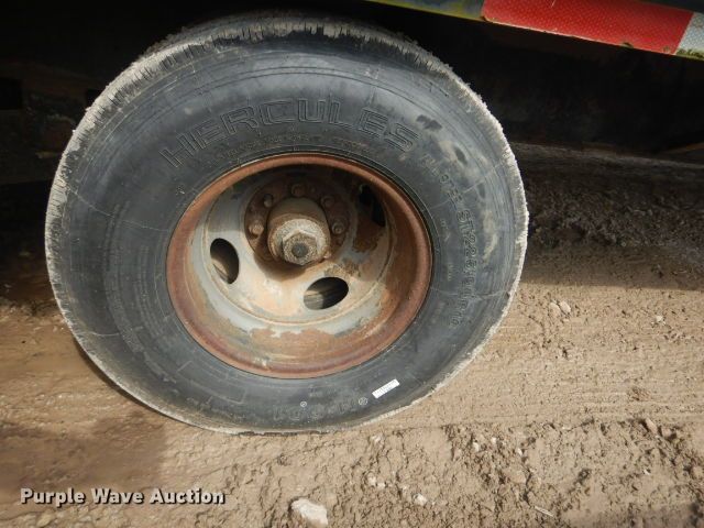 image for item GD9129 2003 Road Boss equipment trailer