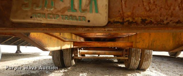 image for item GD9130 1986 Custom Trailer 9TT800 tilt deck equipment trailer