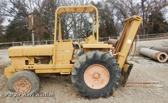 image for item GD9132 Massey Ferguson MF2500 forklift