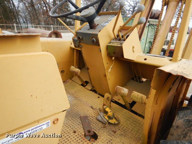 image for item GD9132 Massey Ferguson MF2500 forklift