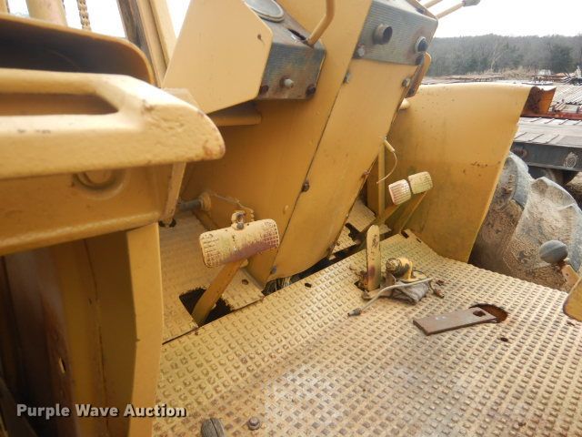 image for item GD9132 Massey Ferguson MF2500 forklift