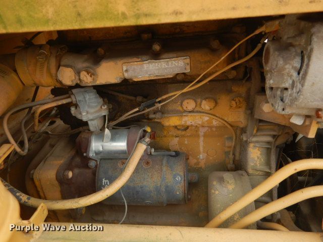 image for item GD9132 Massey Ferguson MF2500 forklift