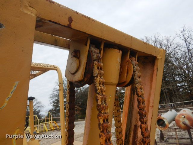 image for item GD9132 Massey Ferguson MF2500 forklift