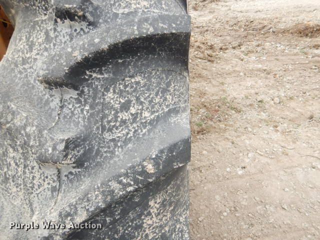 image for item GD9132 Massey Ferguson MF2500 forklift