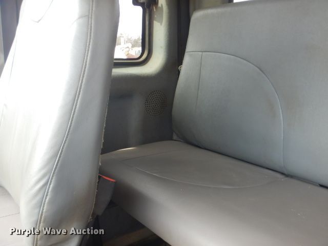 image for item GD9133 2007 International 4300 winch truck