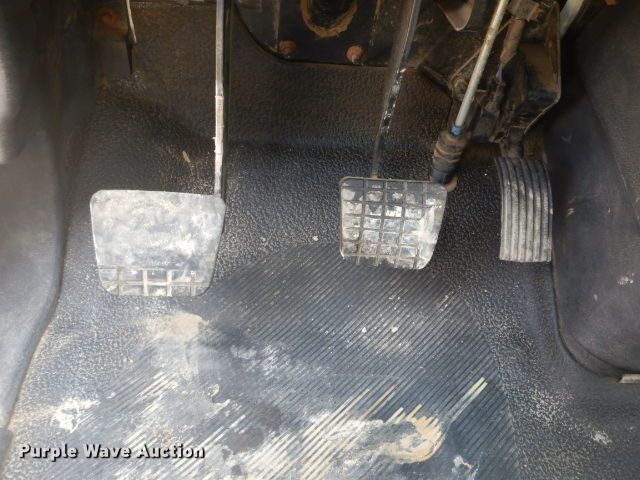 image for item GD9133 2007 International 4300 winch truck