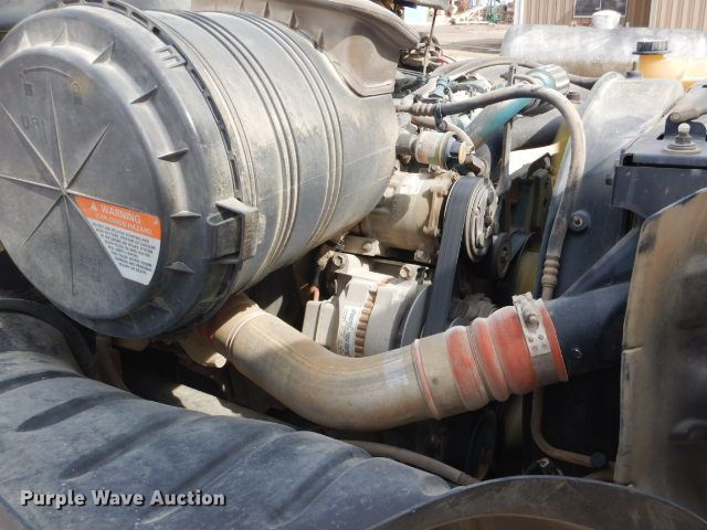 image for item GD9133 2007 International 4300 winch truck