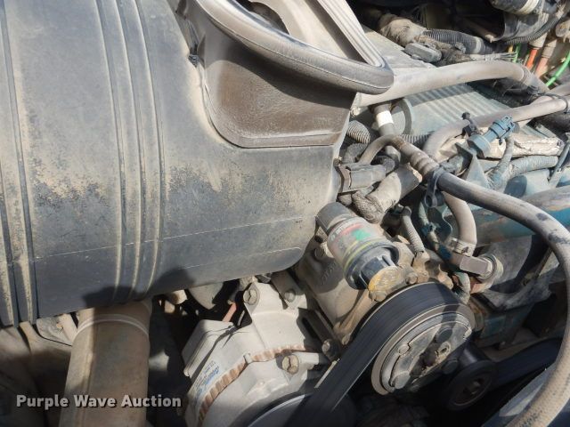 image for item GD9133 2007 International 4300 winch truck