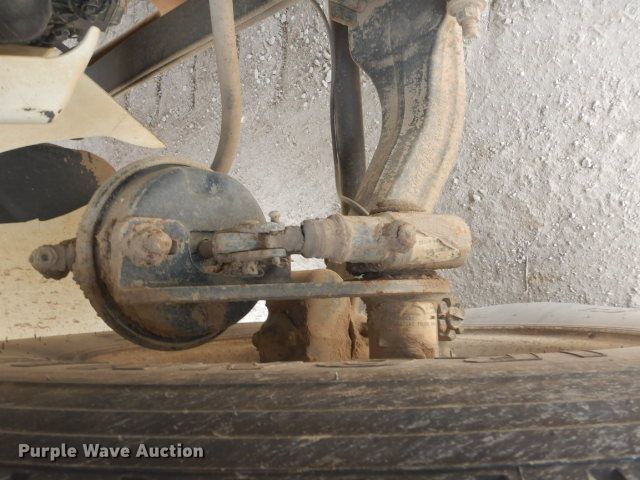 image for item GD9133 2007 International 4300 winch truck