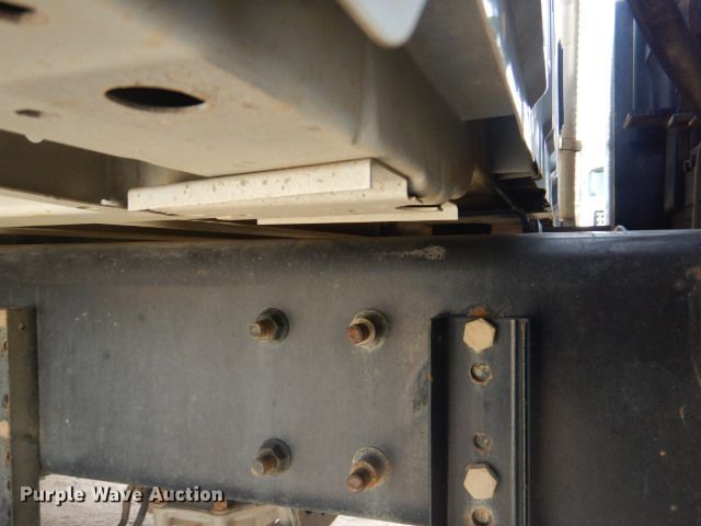 image for item GD9133 2007 International 4300 winch truck