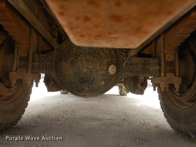 image for item GD9133 2007 International 4300 winch truck