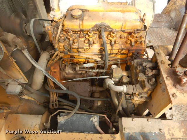 image for item GD9135 Caterpillar V80 forklift