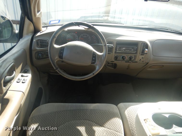 image for item GD9150 2001 Ford F150 SuperCab pickup truck