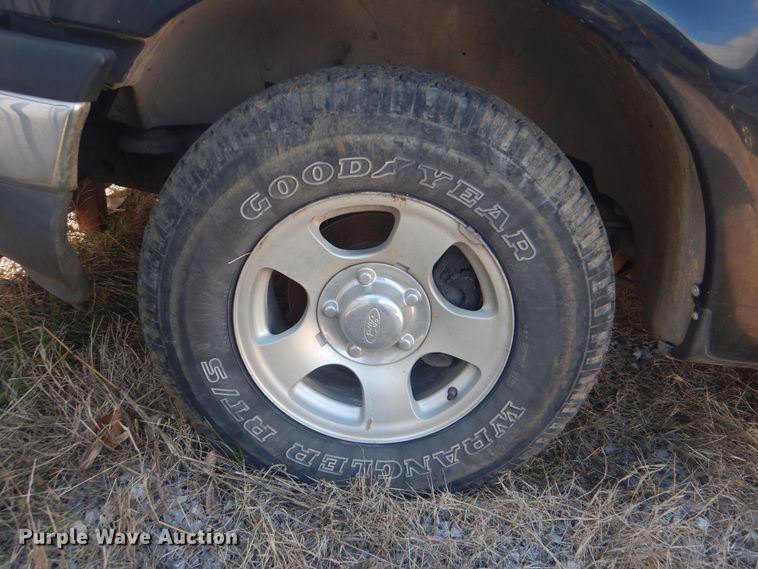 image for item GD9150 2001 Ford F150 SuperCab pickup truck