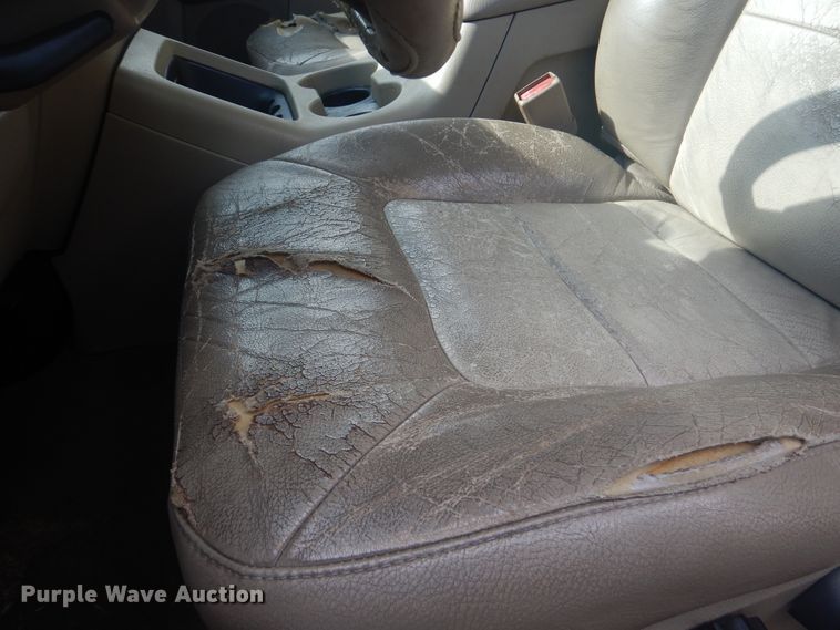 image for item GD9151 2003 Ford Expedition Eddie Bauer SUV