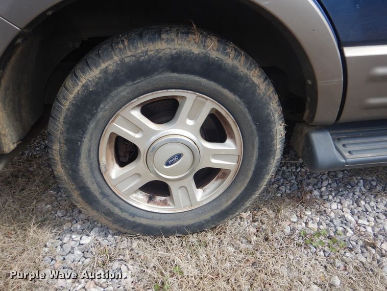 image for item GD9151 2003 Ford Expedition Eddie Bauer SUV