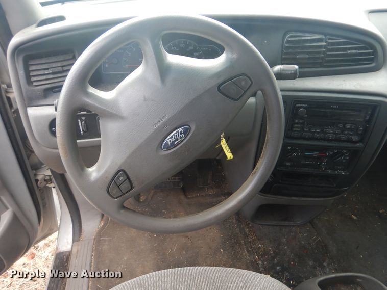 image for item GD9152 2002 Ford Windstar van