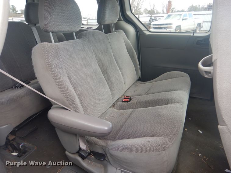 image for item GD9152 2002 Ford Windstar van