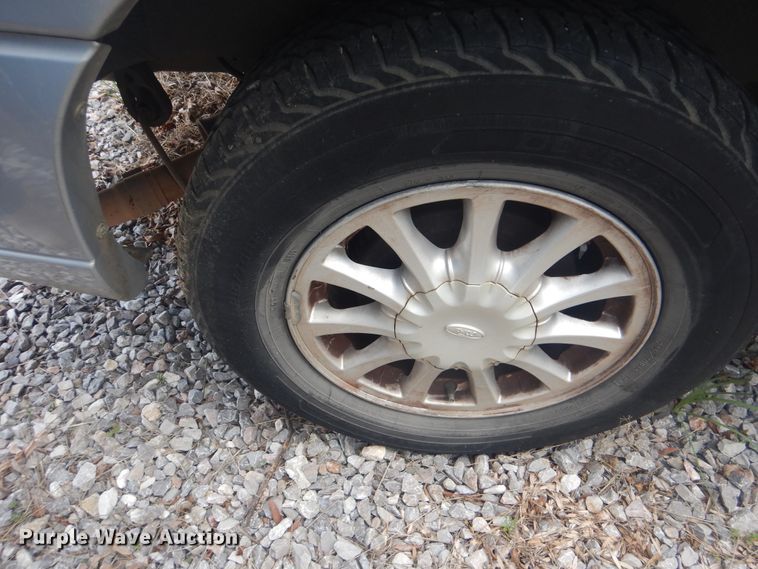 image for item GD9152 2002 Ford Windstar van