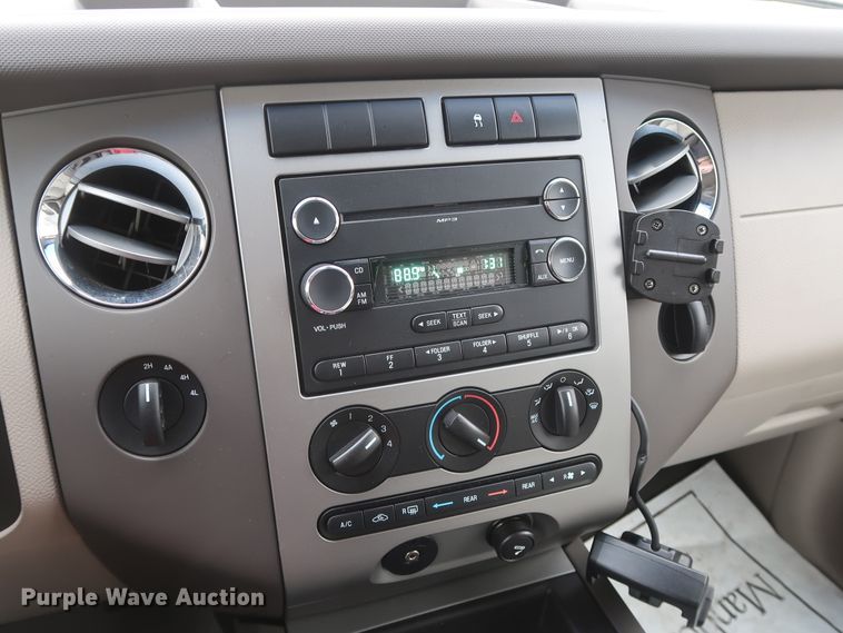 image for item GD9985 2008 Ford Expedition XLT SUV