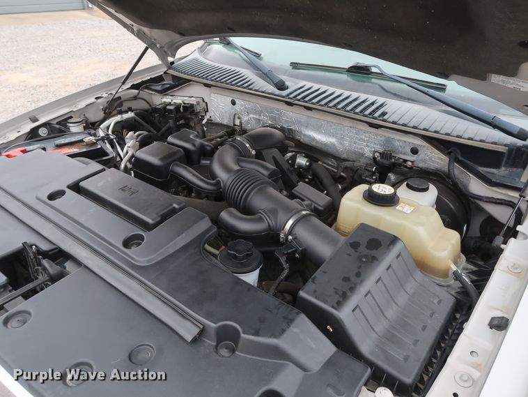 image for item GD9985 2008 Ford Expedition XLT SUV