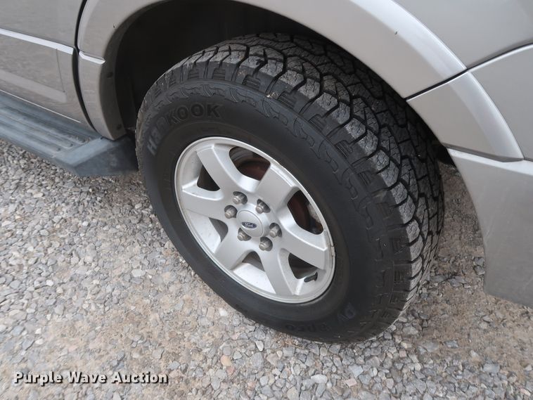 image for item GD9985 2008 Ford Expedition XLT SUV