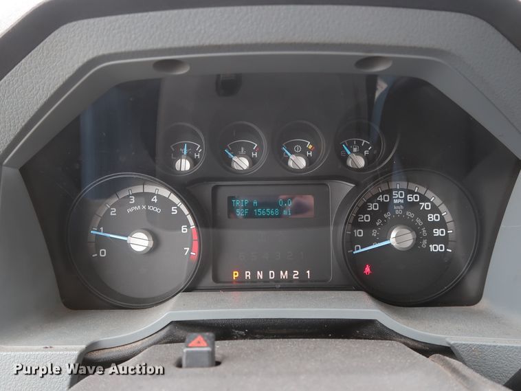 image for item GD9986 2011 Ford F350 Super Duty XL utility bed pickup truck