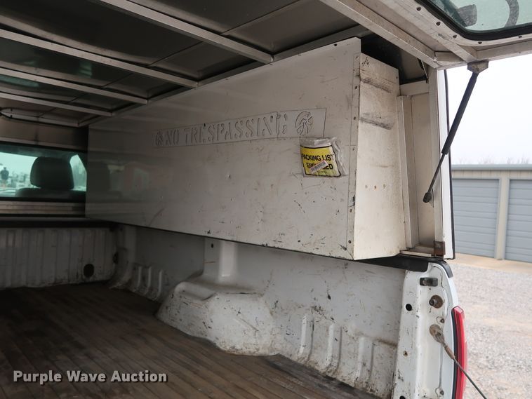 image for item GD9986 2011 Ford F350 Super Duty XL utility bed pickup truck