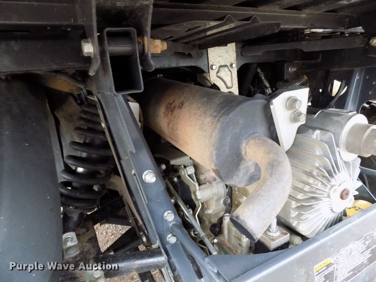 image for item GE9071 2015 Kubota RTVX1140 utility vehicle