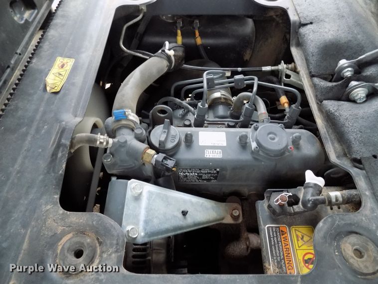 image for item GE9071 2015 Kubota RTVX1140 utility vehicle