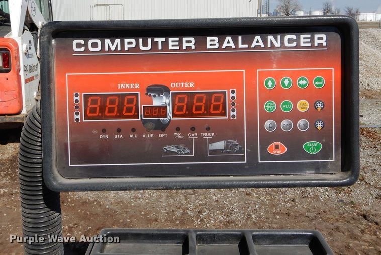 image for item GE9108 Triumph NTB-1200 tire balancer