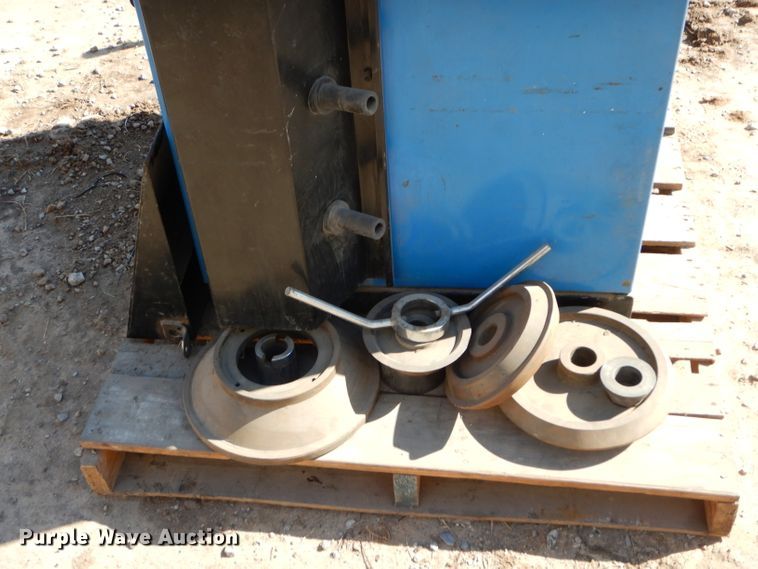 image for item GE9108 Triumph NTB-1200 tire balancer